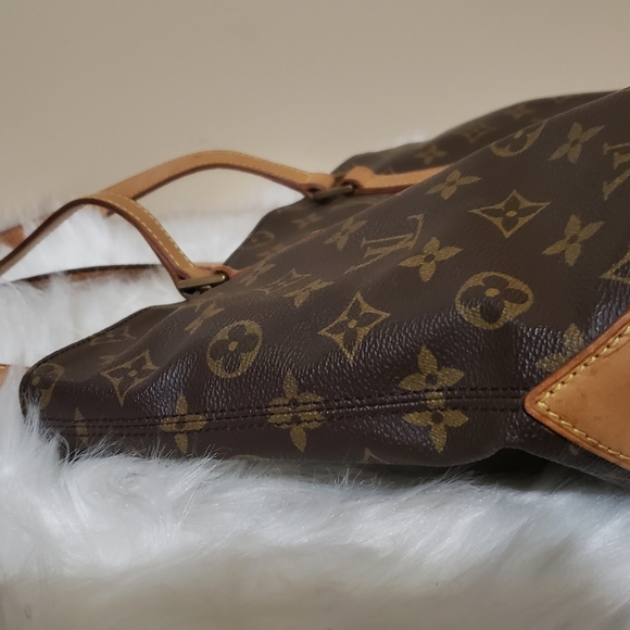 Louis Vuitton Cabas Monogram bag - Picture 9 of 15